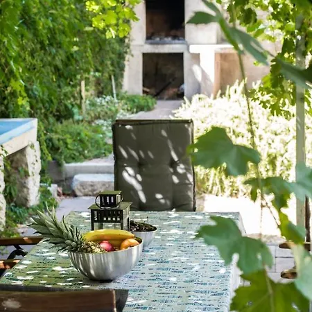 Apartamento Emaus Garden - Center & 2 Bth Split
