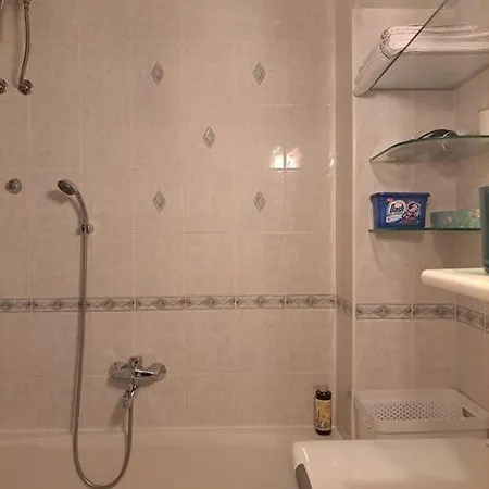 Emaus Garden - Center & 2 Bth Apartamento *