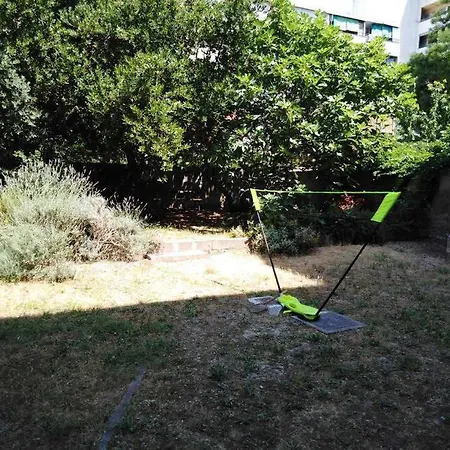 Apartment Emaus Garden - Center & 2 Bth *