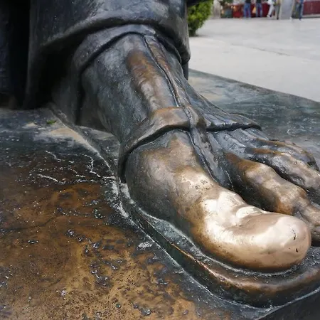 Emaus Garden - Center & 2 Bth * Split